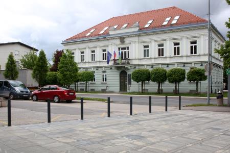 Novi označevalni stebrički 05 foto Ljubo Vukelič